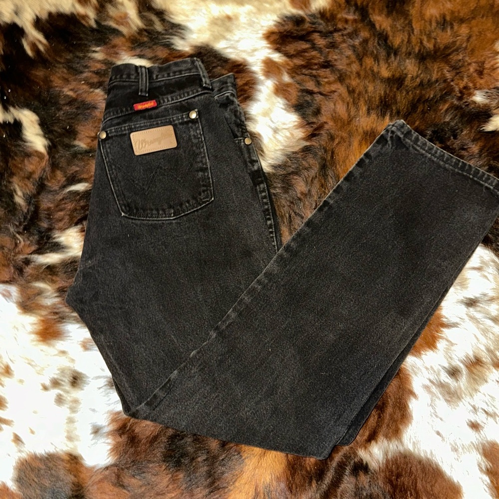 Women’s Vintage Wranglers - Black